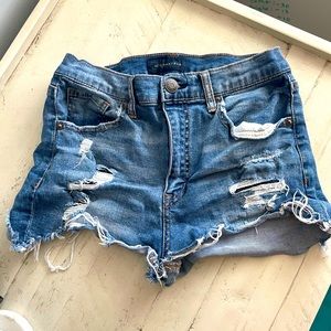 RAW EDGE DENIM SHORTIES